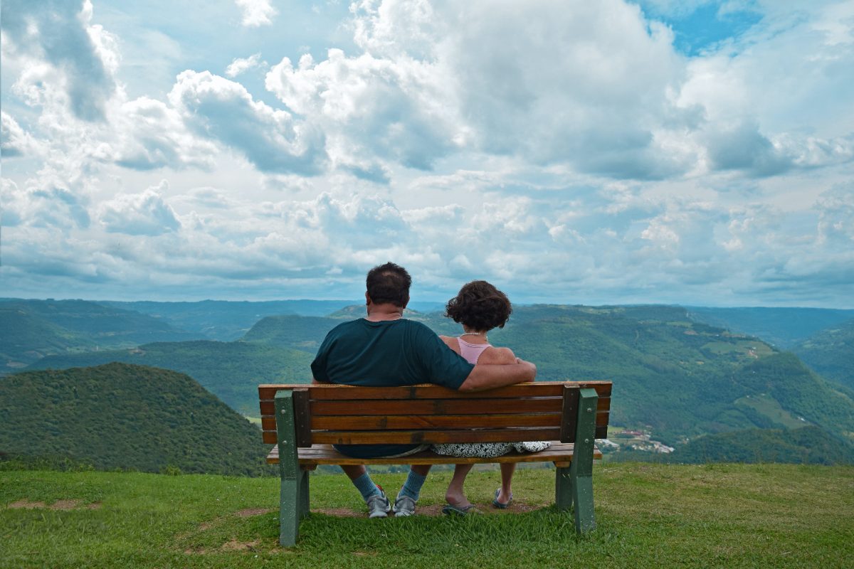 Honeymoon Tour Packages in 2026: Best Romantic Destinations for Couples | Trippy Travels