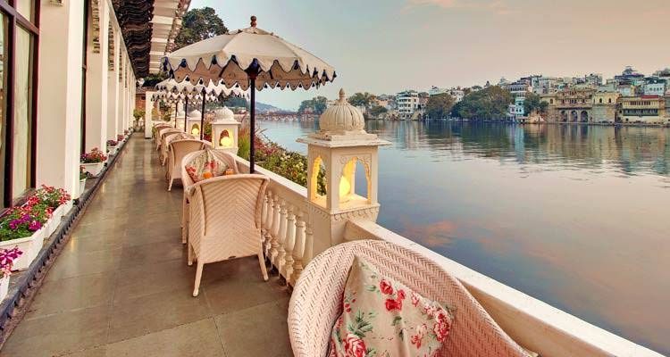 Best Cafes in Udaipur (2026) | Lake View, Rooftop & Instagram-Worthy Cafes