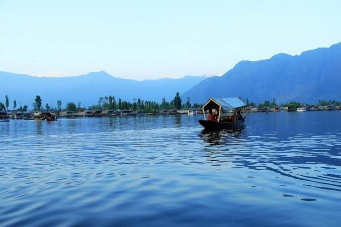 est cafes in Kashmir 2026 – cafes in Srinagar, Pahalgam and Gulmarg